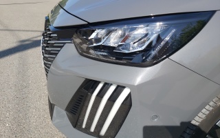 Peugeot 208 - 8865km - 20250612 - Photo 6513